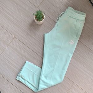 NWOT Puma joggers